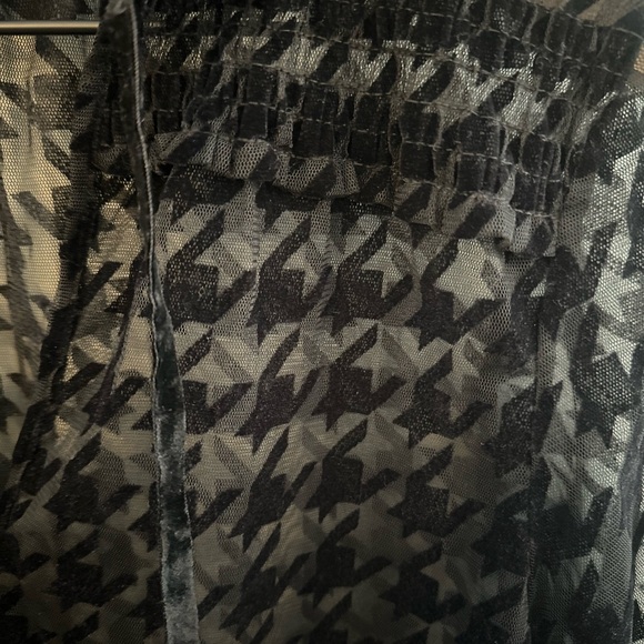 Zara Black Houndstooth Sheer Blouse - Picture 3 of 4